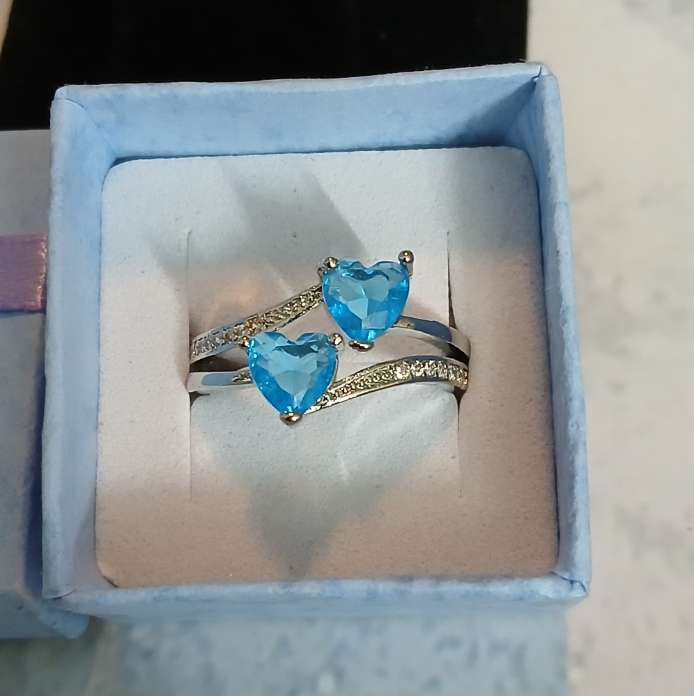 Heart-Shaped Blue Stone Silver Ring